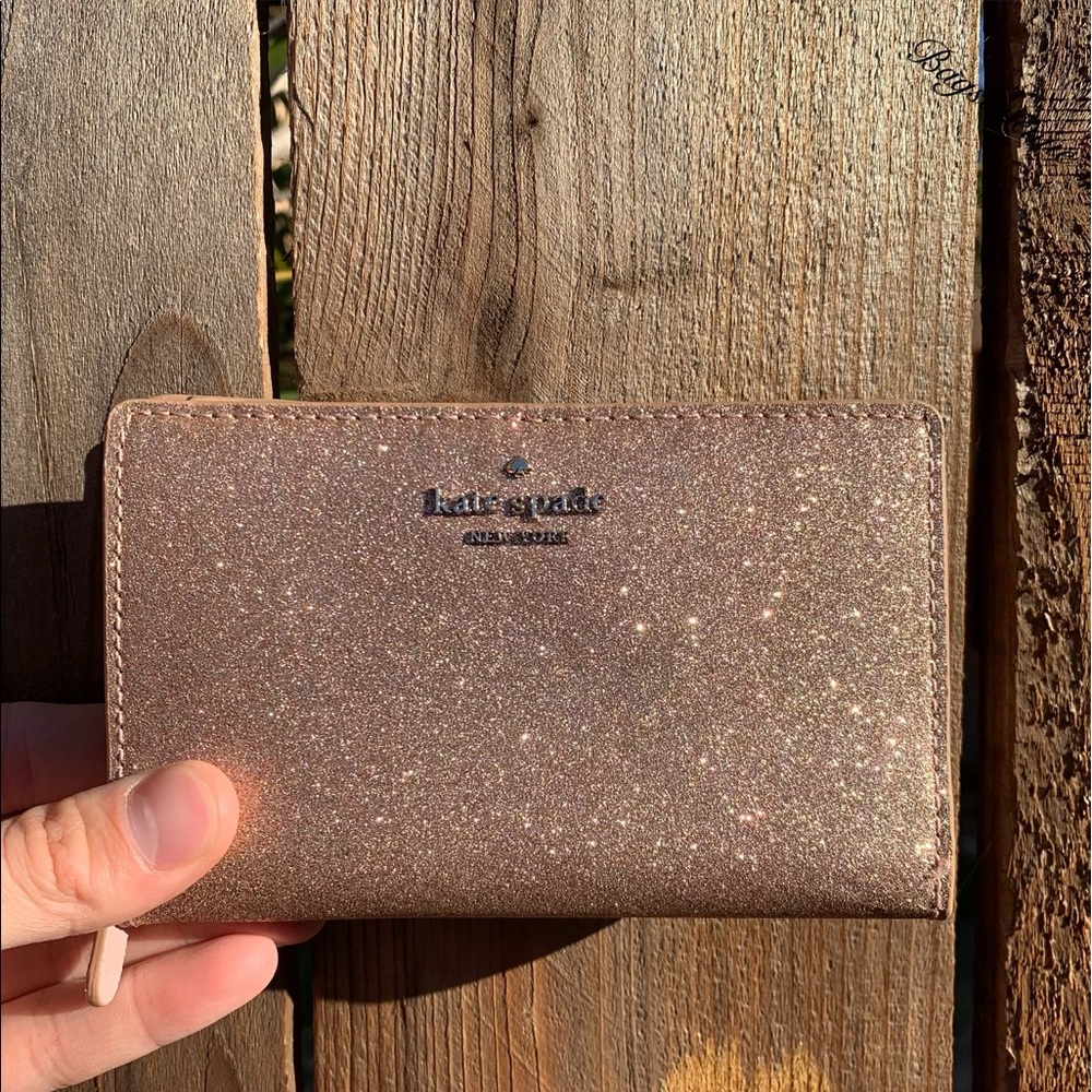Kate spade Glitter Sparkly Medium Bifold Wallet - Picture 1 of 6
